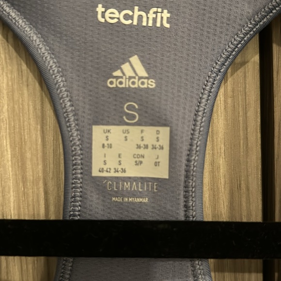 Adidas sports bra in S - Picture 3 of 4